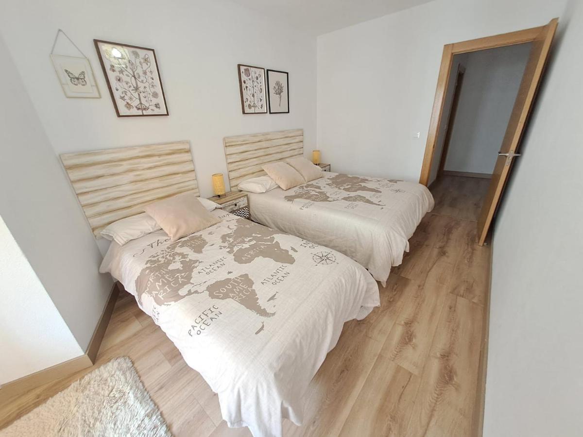 Apartamento De 120M2 Al Lado De Cabarceno Сарон Экстерьер фото