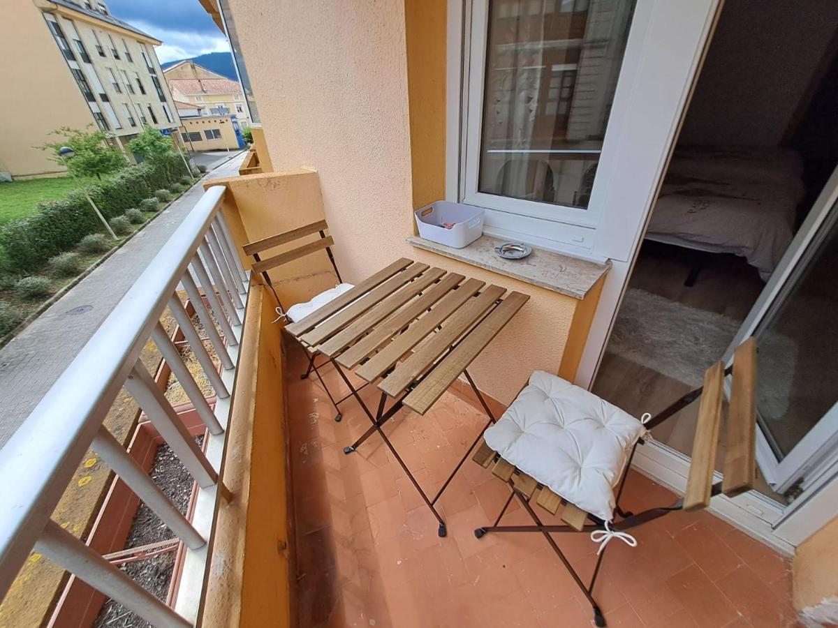 Apartamento De 120M2 Al Lado De Cabarceno Сарон Экстерьер фото