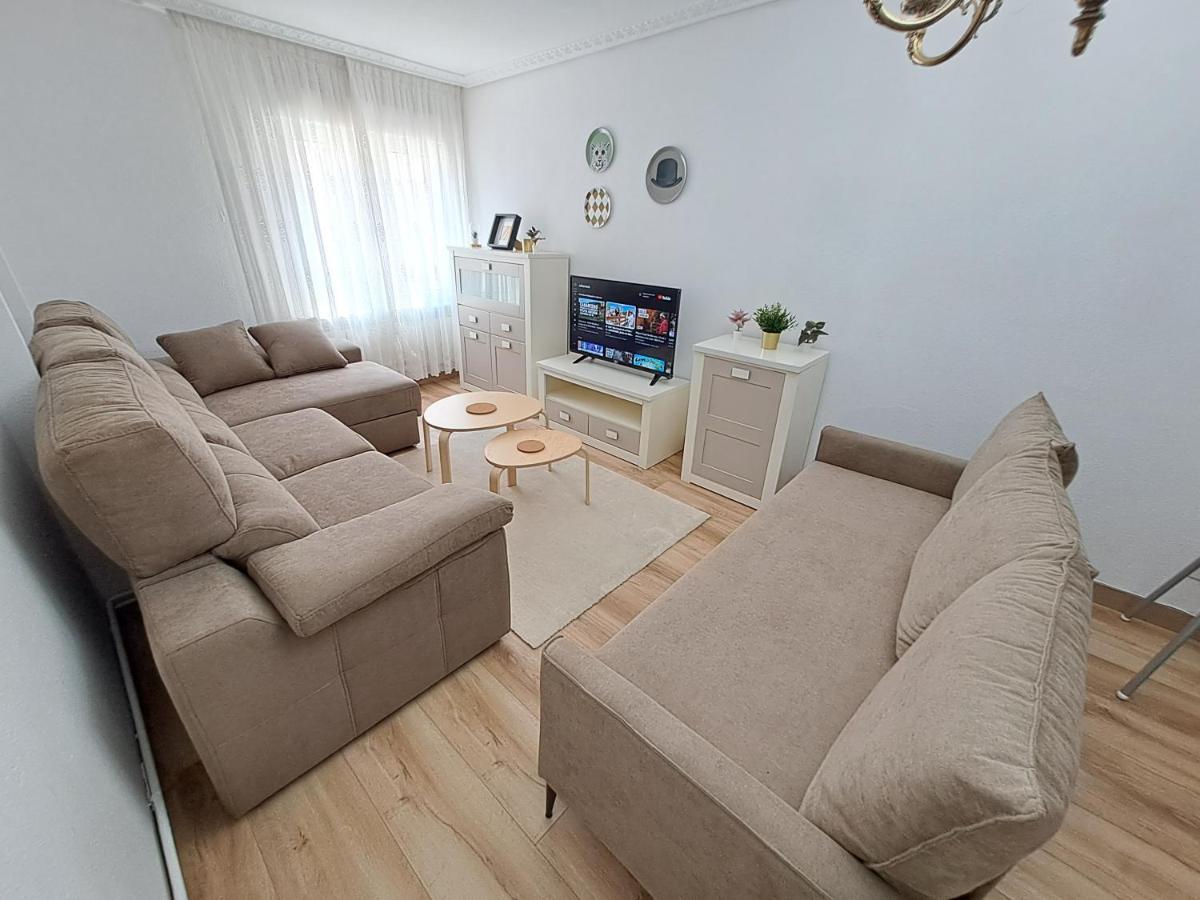Apartamento De 120M2 Al Lado De Cabarceno Сарон Экстерьер фото